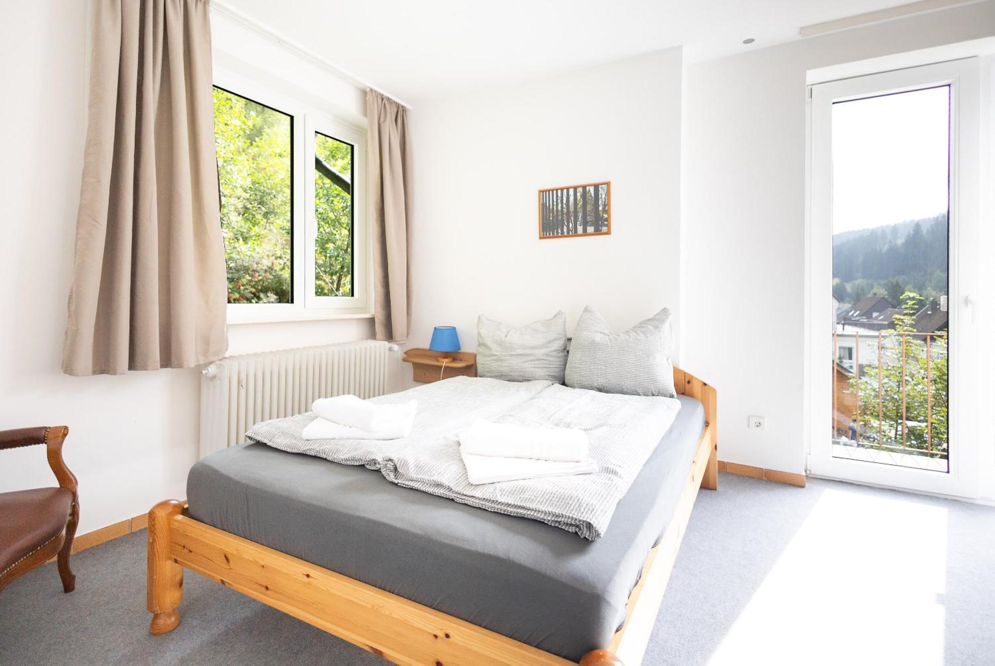 Apartmenthaus Am Waldrand- Kueche - Fruehstueck - Balkon Wildemann Exterior photo
